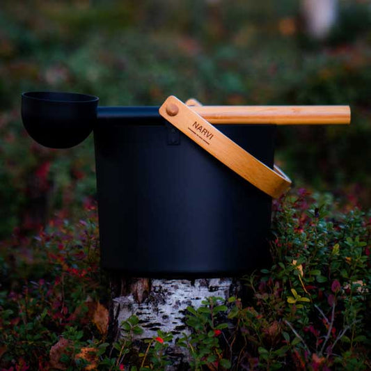 Dundalk LeisureCraft Narvi Black Sauna Bucket & Ladle